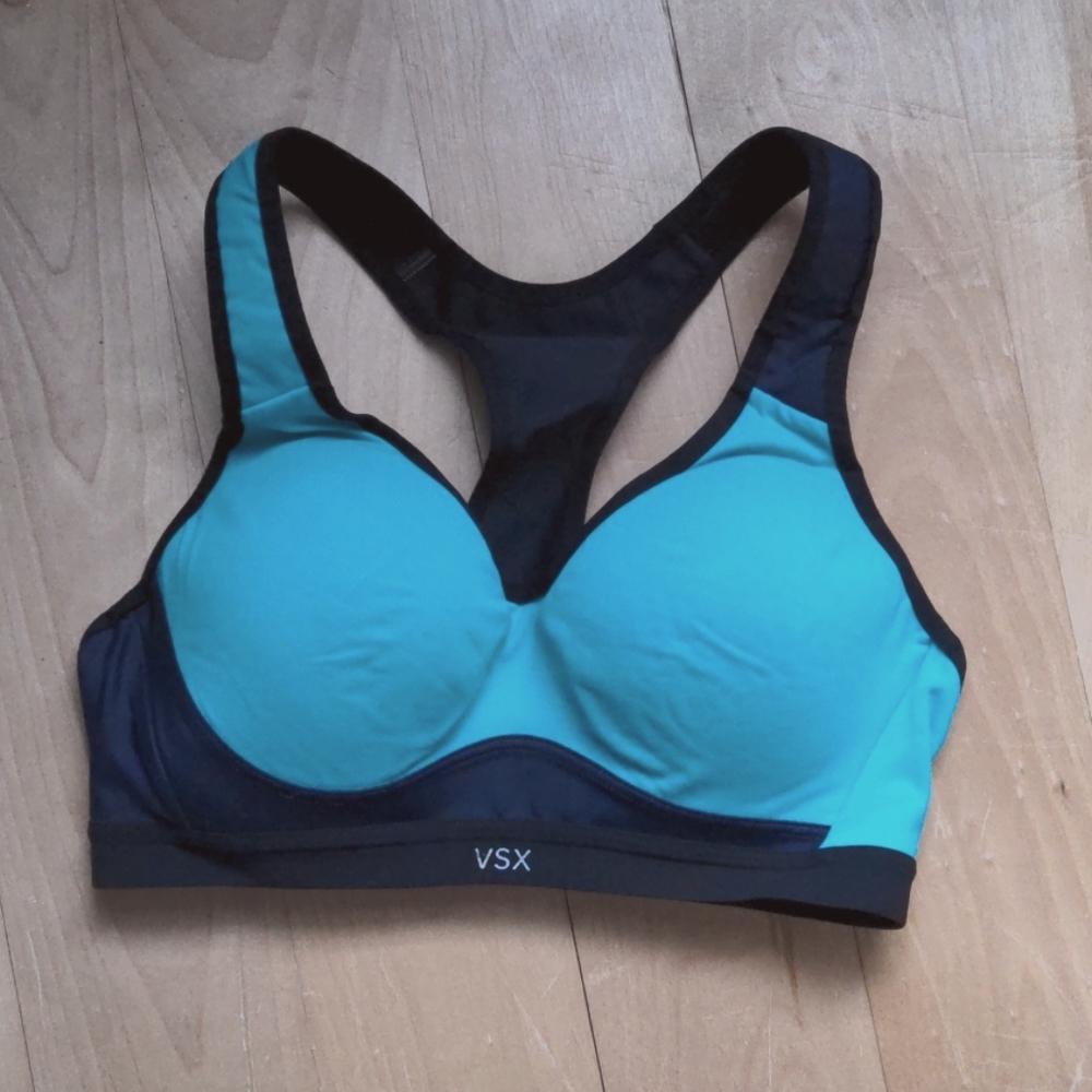 VSX sport top.